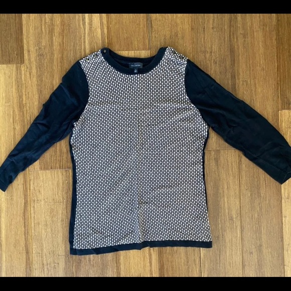 Sweater - Picture 3 of 5